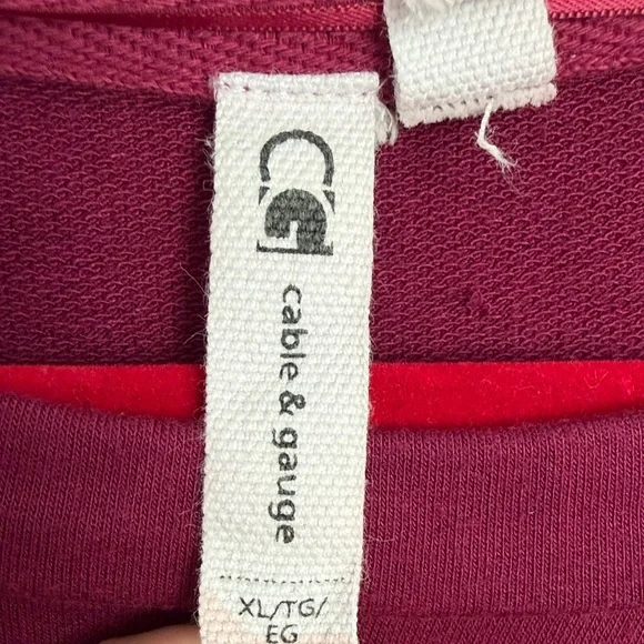 Cable & Gauge Berry-Red Knit Top with faux front knit, dress size XL - Picture 2 of 2